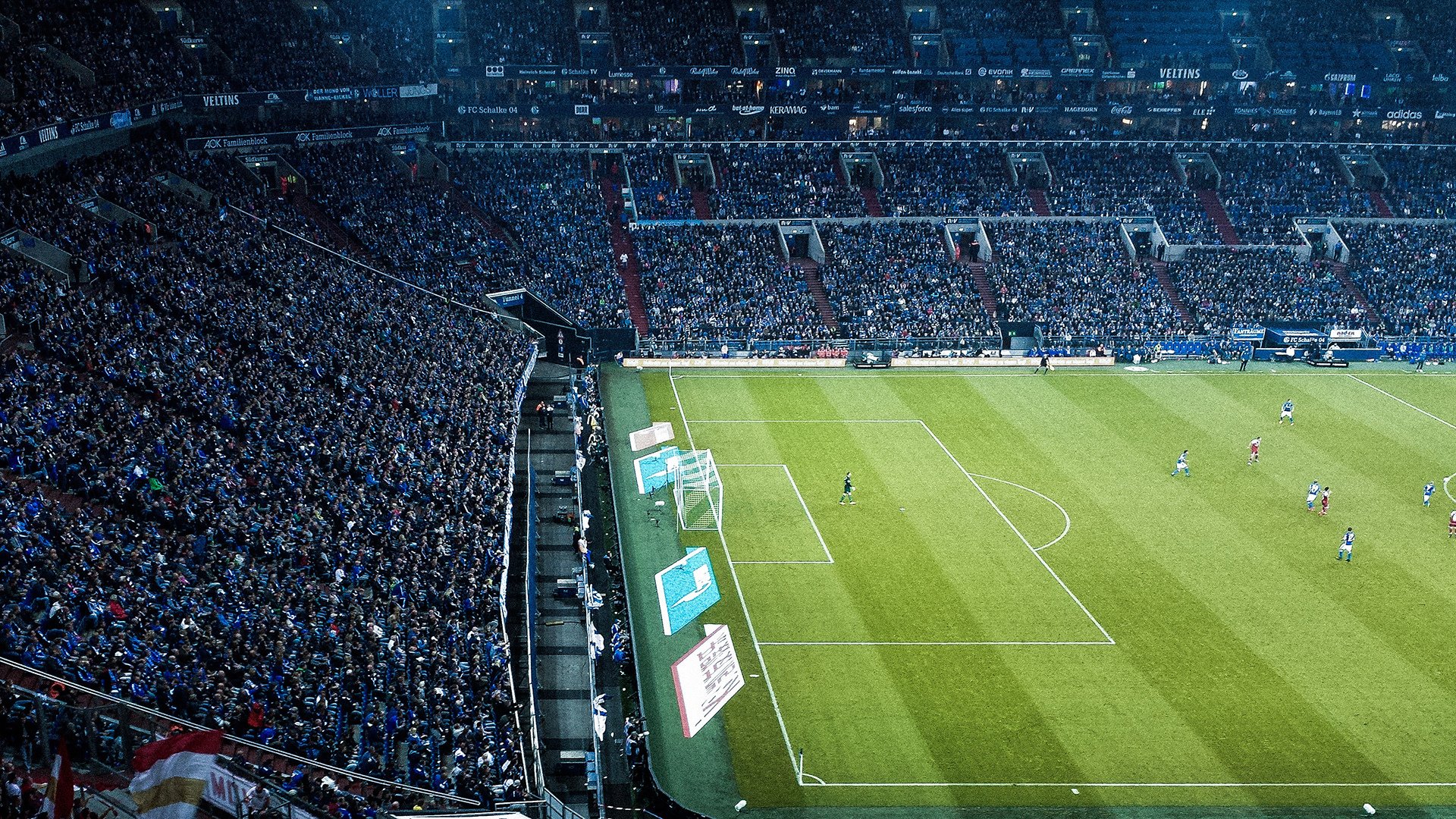 特色社区足球场建设劲头十足,全民健身热潮不断升温,社区足球场建设方案